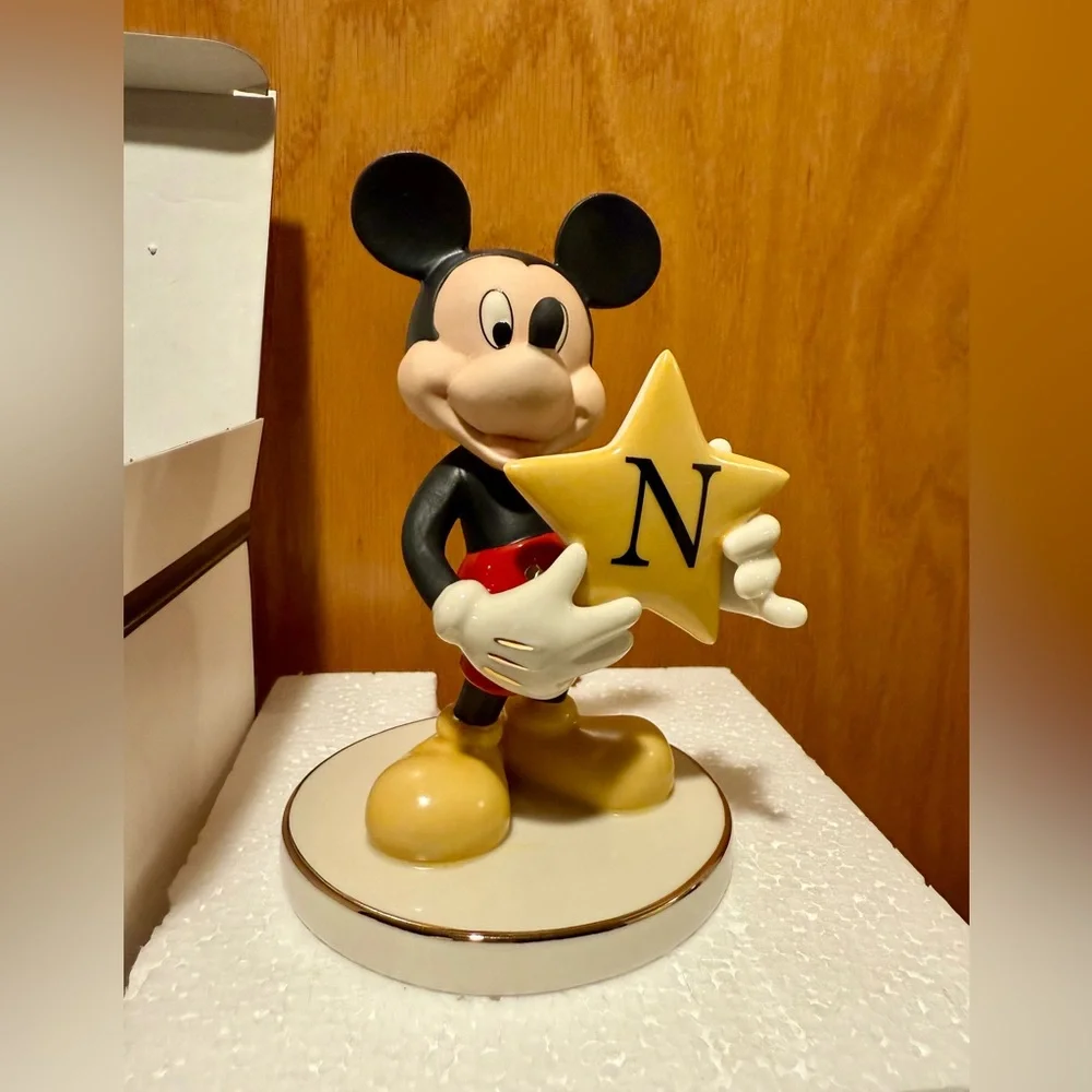 Lenox Disney You’re A Shining Star Mickey Mouse Figurine Letter N MONOGRAM NIB